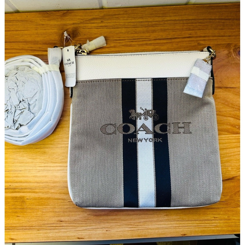 NWT Coach Whiplash Excel Horse &‎ Carriage Jacquard Kitt Crossbody Zipper W/tag - Picture 12 of 12